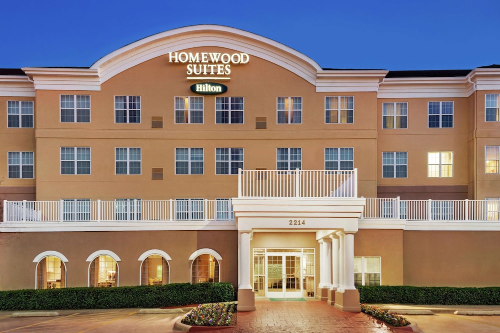 Pet Friendly Homewood Suites By Hilton in Grapevine, Texas