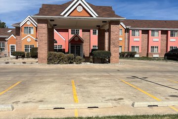 Pet Friendly Microtel Inn And Suites Amarillo in Amarillo, Texas