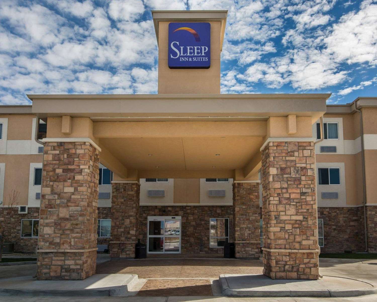 Pet Friendly Sleep Inn & Suites in Colby, Kansas