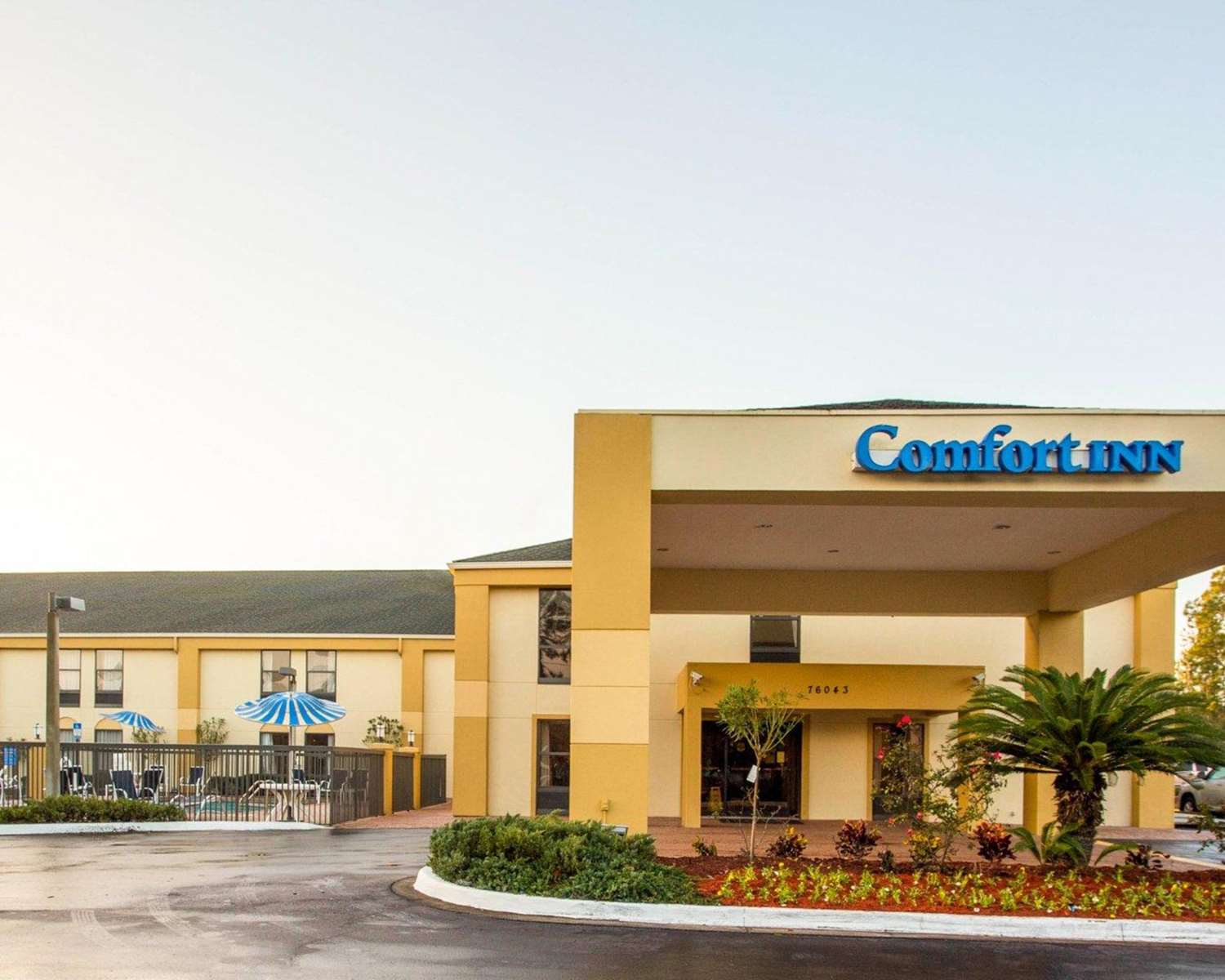 Pet Friendly Comfort Inn in Yulee, Florida