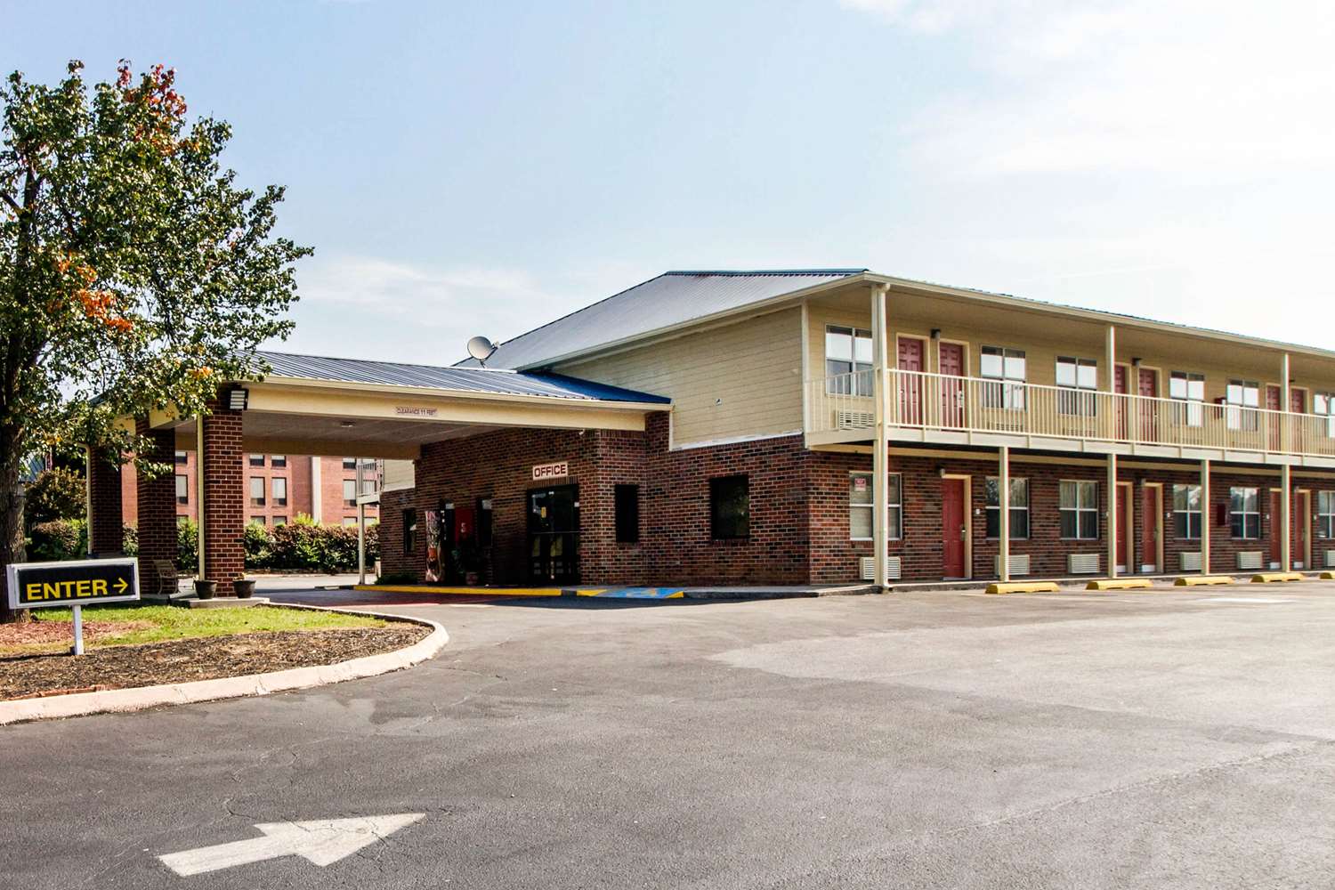 Pet Friendly Econo Lodge in Athens, Tennessee