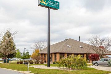 Pet Friendly Quality Inn in Akron, Ohio