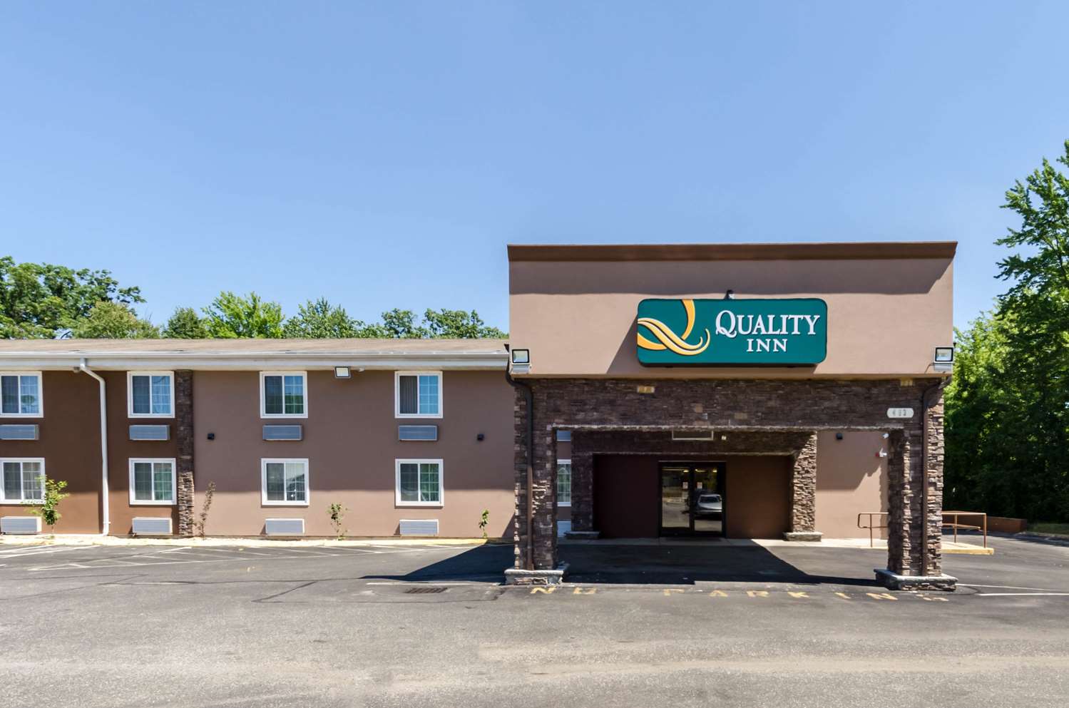 Pet Friendly Quality Inn Chicopee-Springfield in Chicopee, Massachusetts