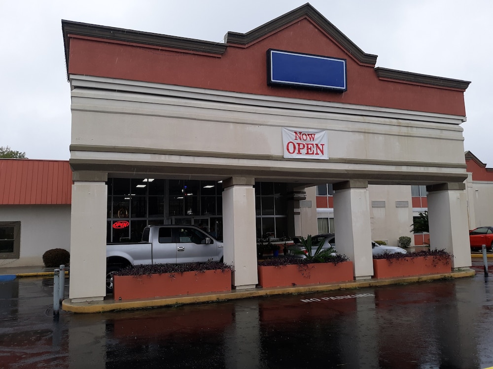 Pet Friendly Rodeway Inn in Montgomery, Alabama
