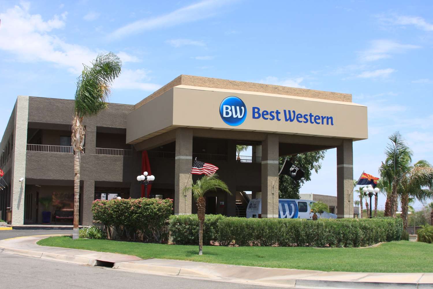 Pet Friendly Best Western Yuma Mall Hotel & Suites in Yuma, Arizona