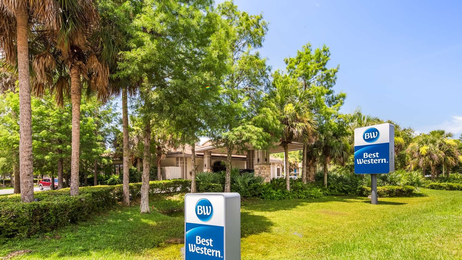 Pet Friendly Best Western Crystal River Resort in Crystal River, Florida