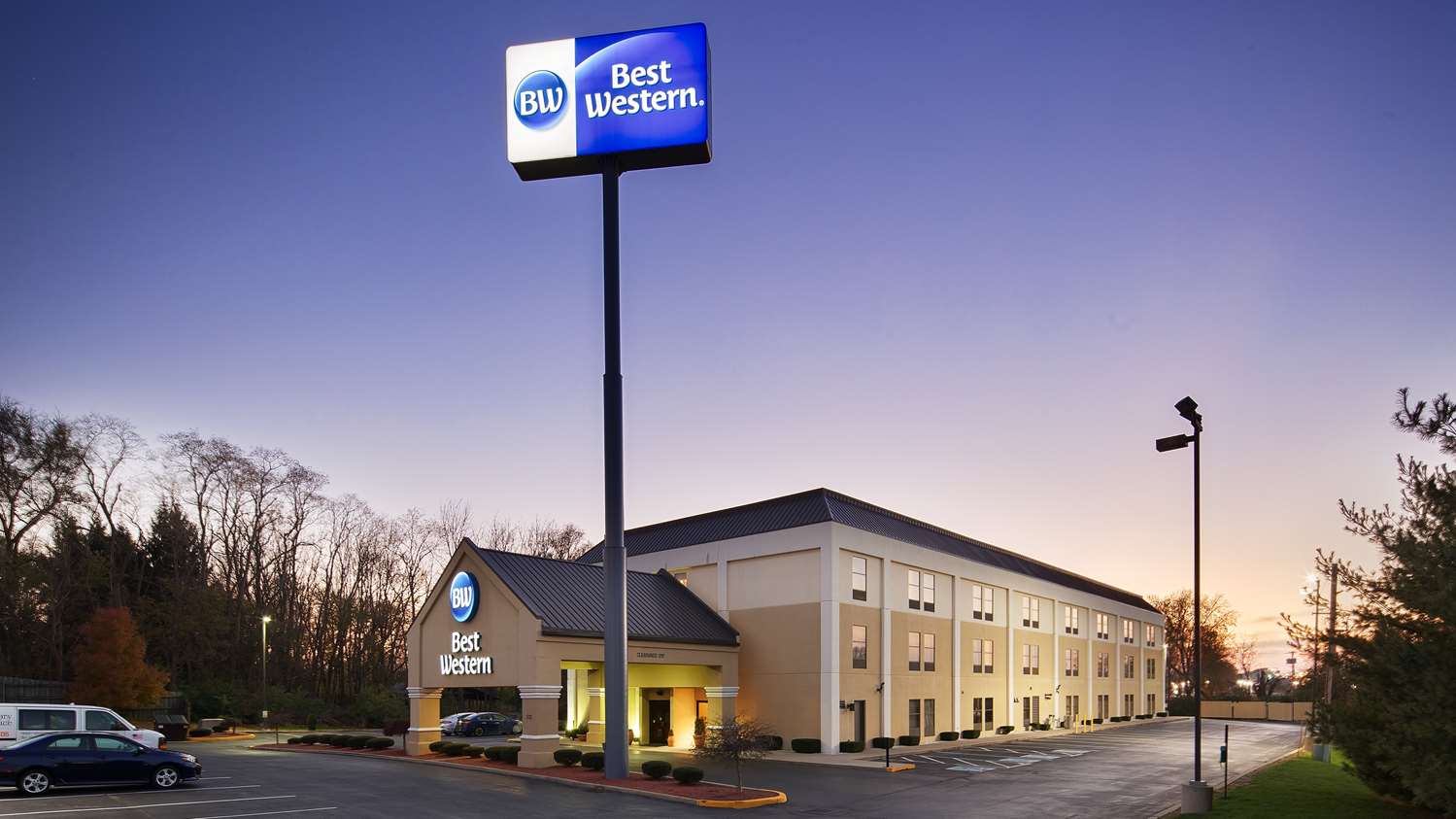 Pet Friendly Best Western Classic Inn in Richmond, Indiana