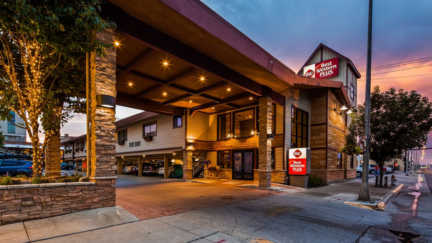 Pet Friendly Best Western Plus Clocktower Inn in Billings, Montana