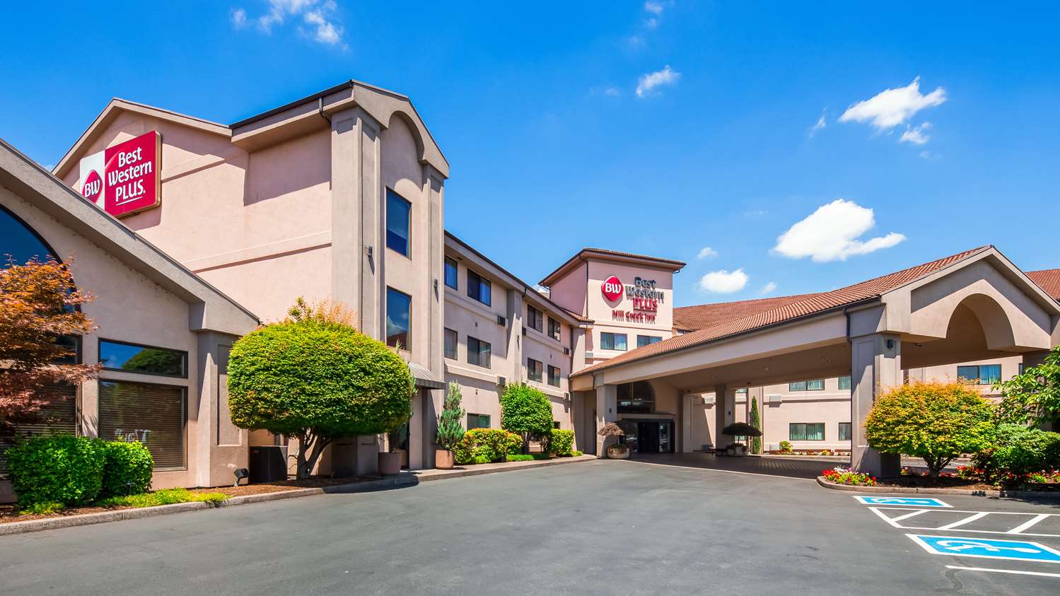 Pet Friendly Best Western Plus Mill Creek Inn in Salem, Oregon