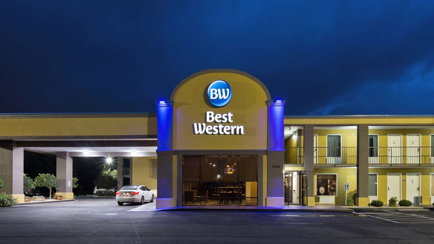Pet Friendly Best Western Of Walterboro in Walterboro, South Carolina