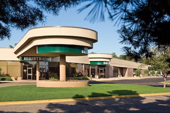 Pet Friendly Ramkota Hotel in Pierre, South Dakota