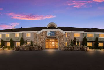Pet Friendly Best Western Mountain View Inn in Springville, Utah