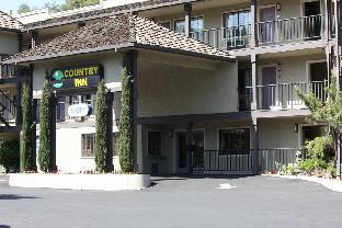 Pet Friendly Country Inn Sonora in Jamestown, California
