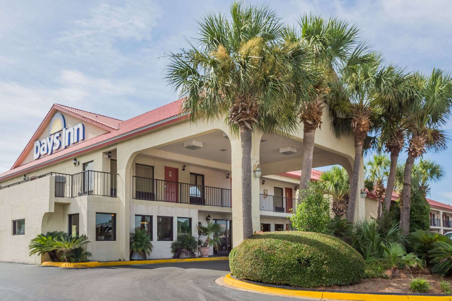 Pet Friendly Days Inn Destin in Destin, Florida