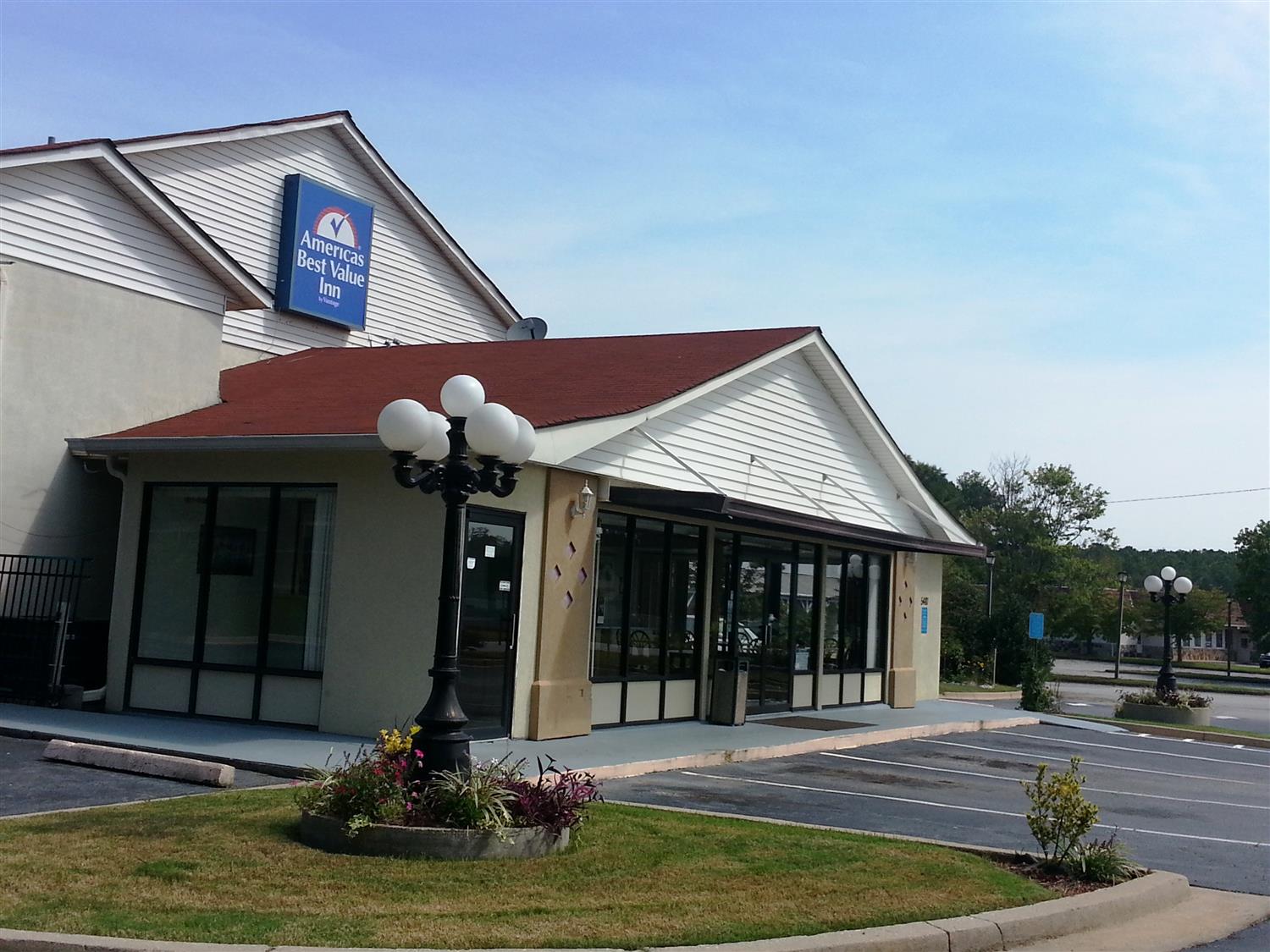 Pet Friendly Americas Best Value Inn in Douglasville, Georgia