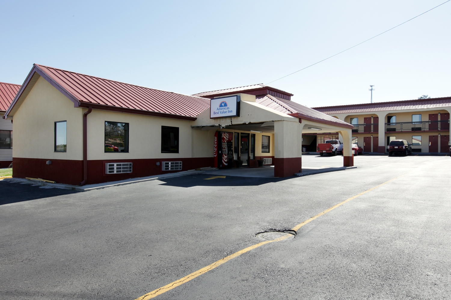 Pet Friendly Americas Best Value Inn & Suites in Macon, Georgia