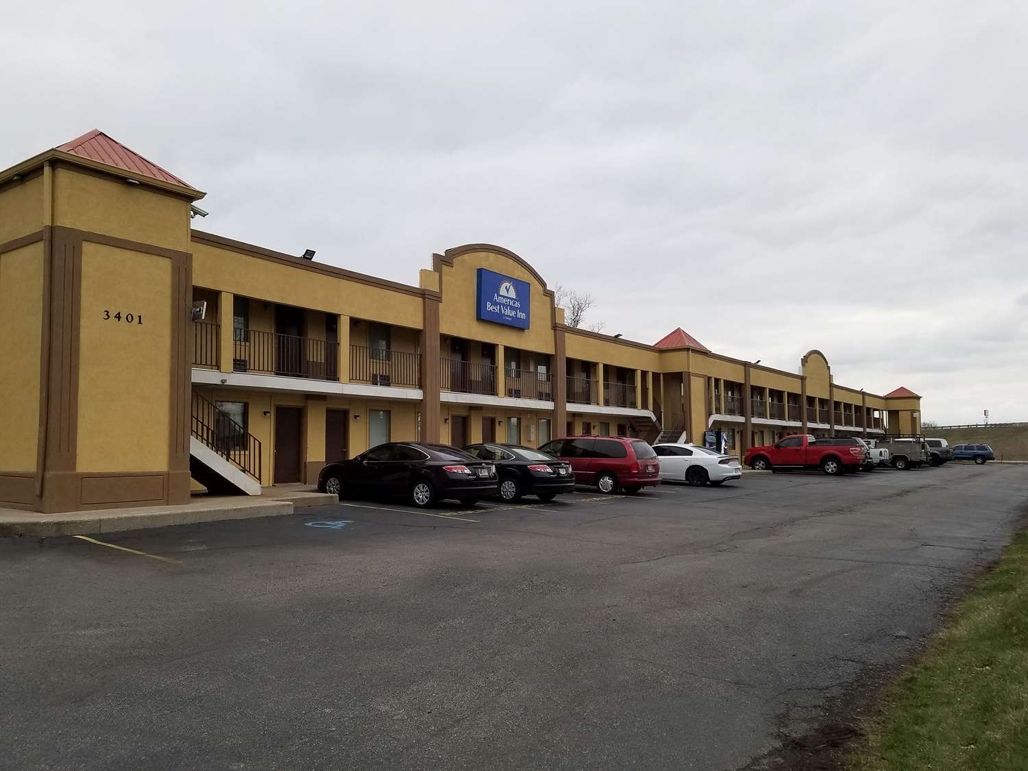 Pet Friendly Americas Best Value Inn-Indy South in Indianapolis, Indiana