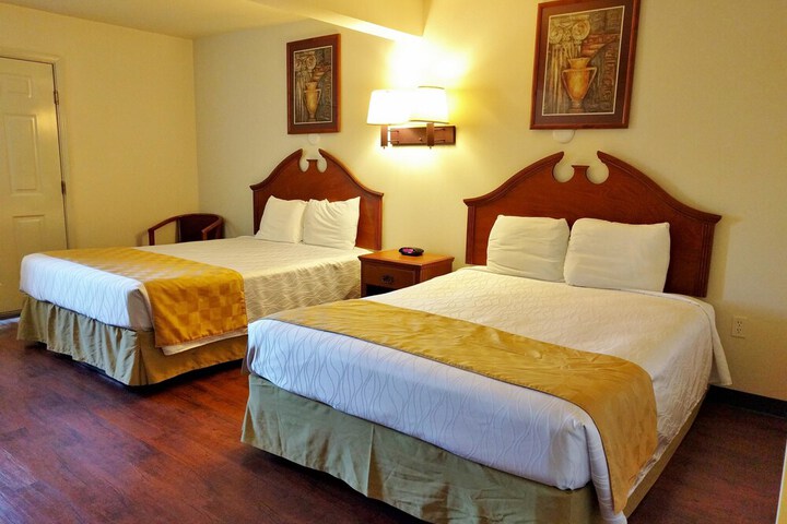 Pet Friendly Americas Best Value Inn & Suites in Gallup, New Mexico