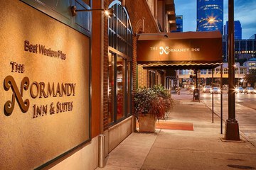 Pet Friendly Best Western Plus The Normandy Inn & Suites in Minneapolis, Minnesota