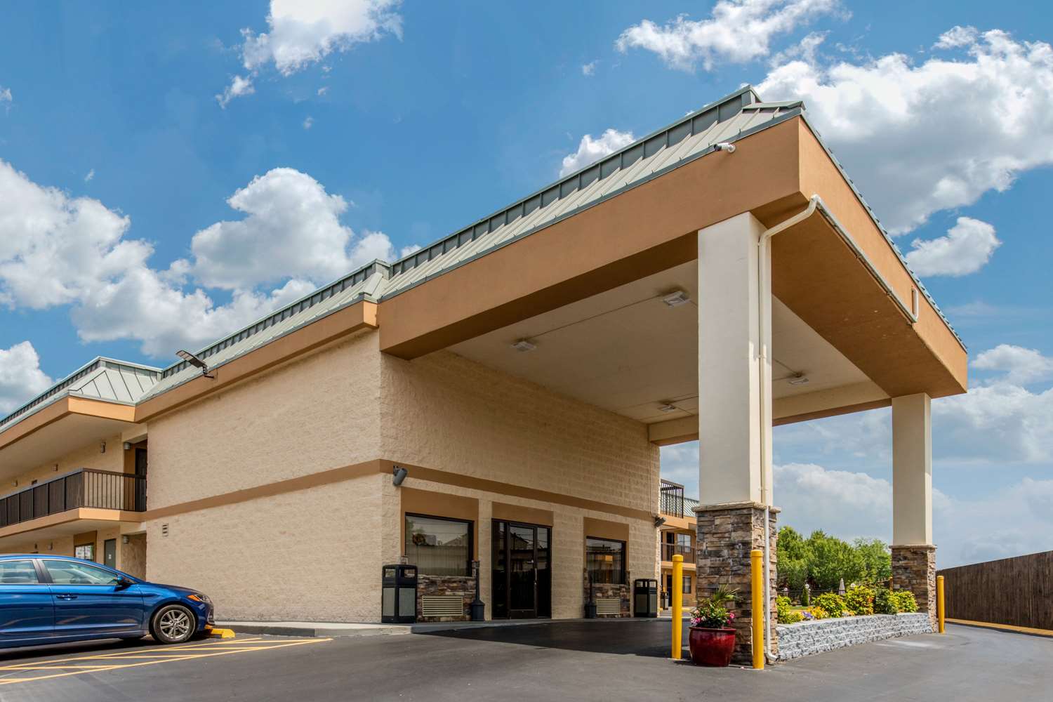 Pet Friendly Quality Inn in Kingston Springs, Tennessee