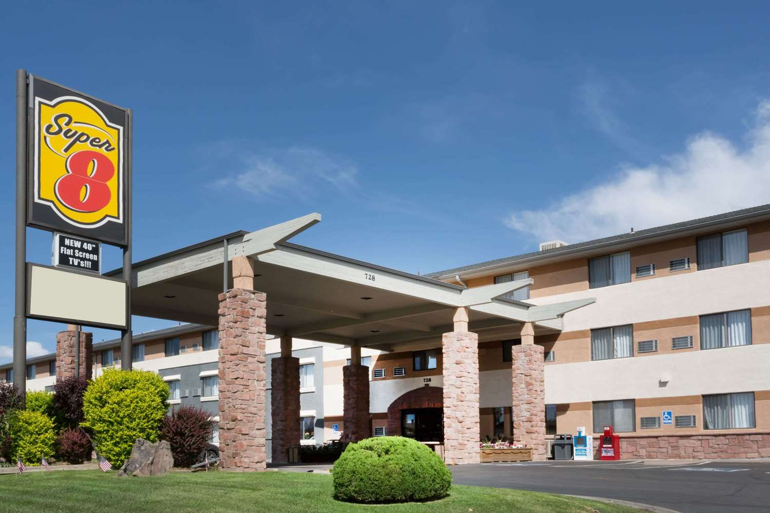 Pet Friendly Super 8 Grand Junction Colorado in Grand Junction, Colorado