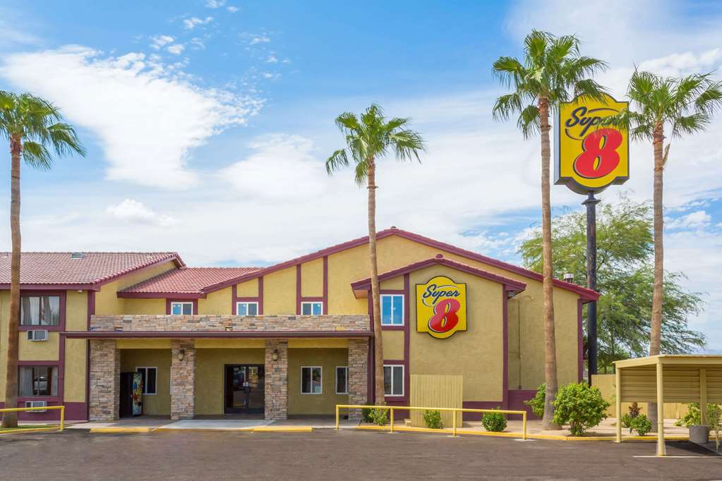 Pet Friendly Super 8 Motel - Goodyear/Phoenix Area in Goodyear, Arizona