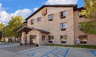 Pet Friendly Super 8 Motel - Mt. Pleasant in Mount Pleasant, Michigan