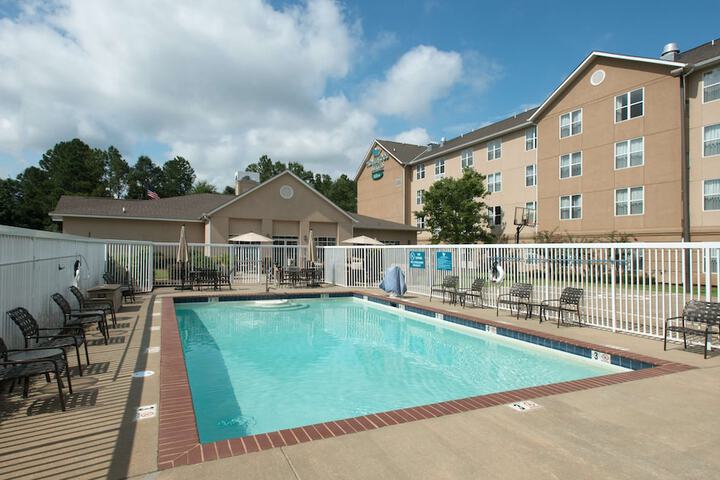 Pet Friendly Homewood Suites by Hilton Montgomery in Montgomery, Alabama