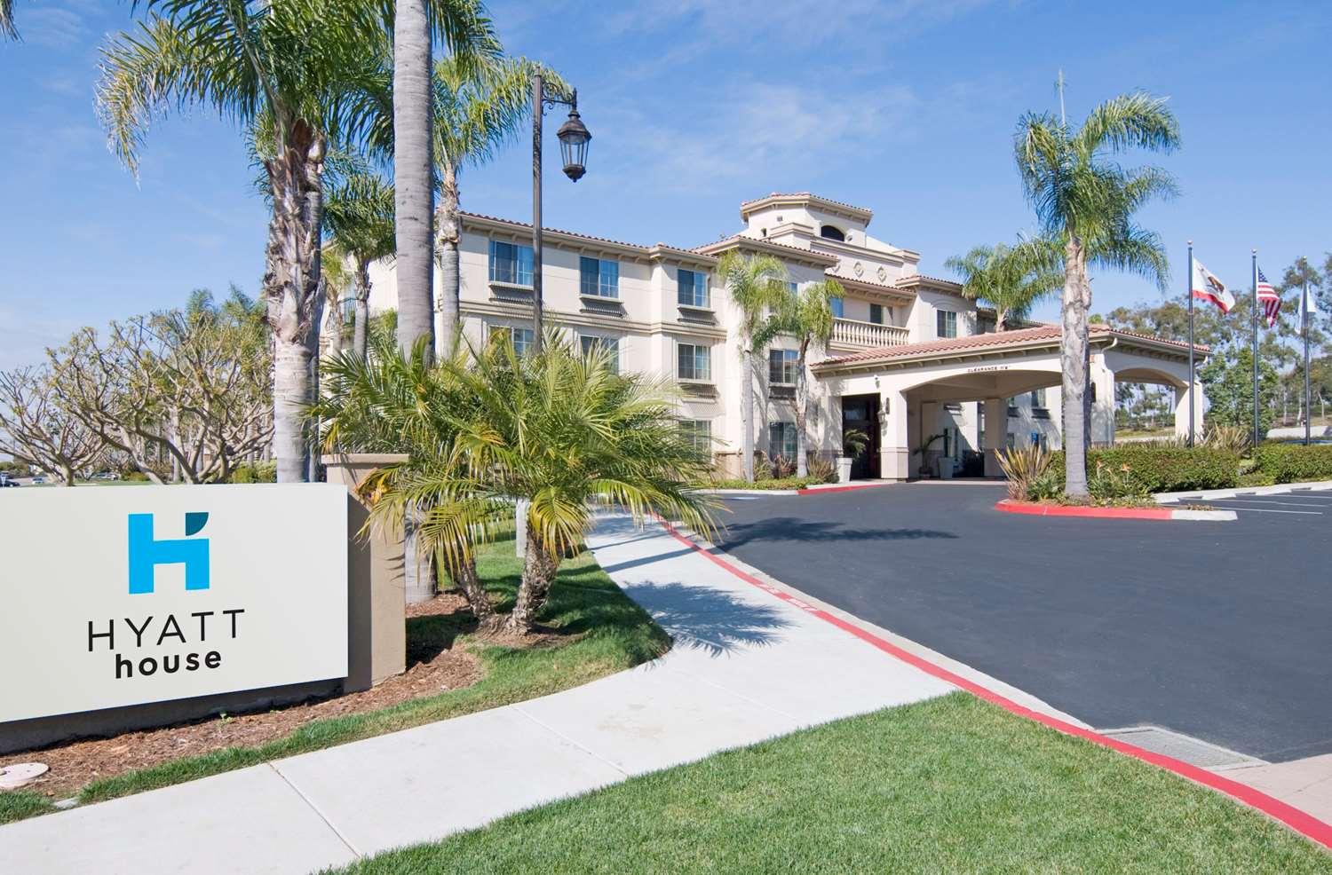 Pet Friendly Hyatt House San Diego/Carlsbad in Carlsbad, California