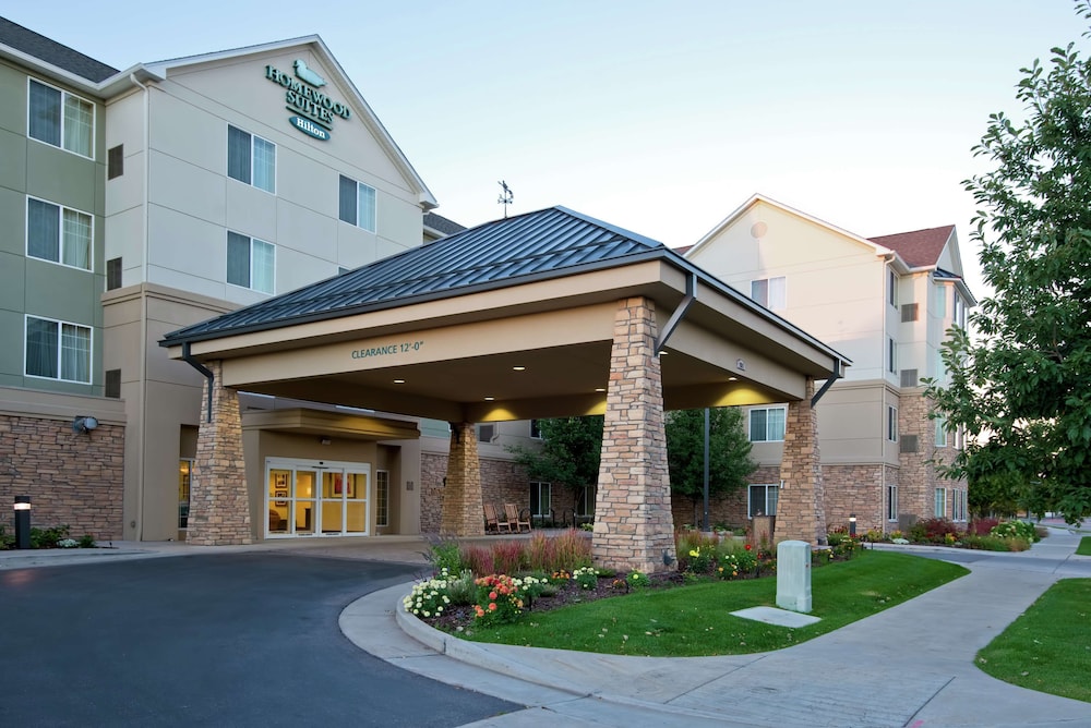 Pet Friendly Homewood Suites by Hilton Fort Collins in Fort Collins, Colorado