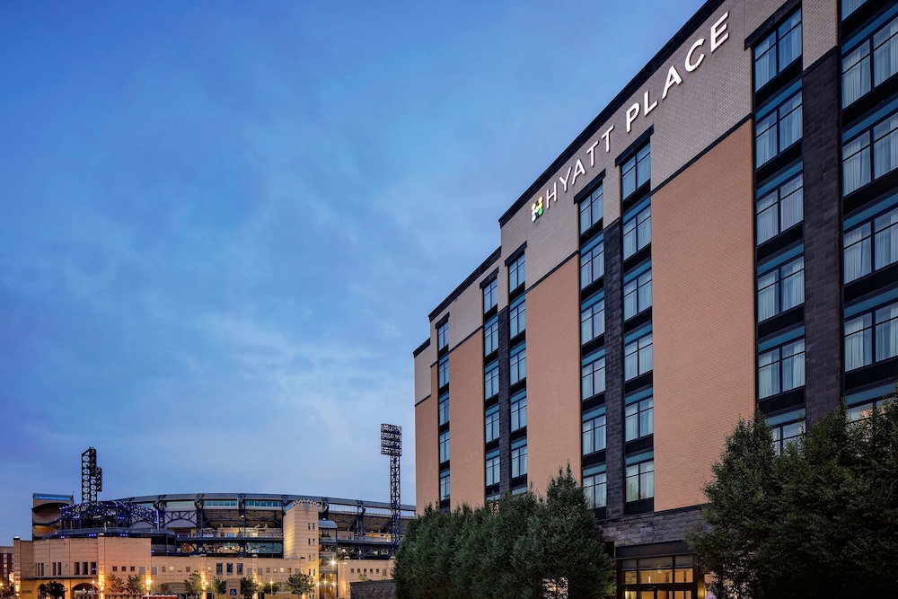 Pet Friendly Hyatt Place Pittsburgh North Shore in Pittsburgh, Pennsylvania