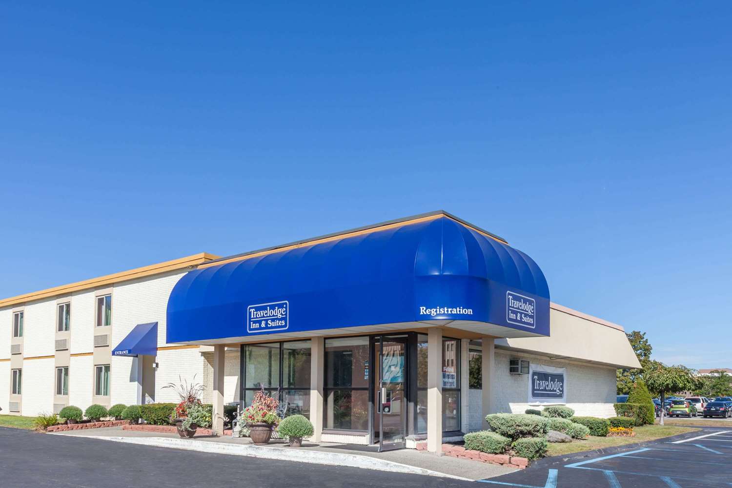 Pet Friendly Travelodge Inn And Suites Albany in Albany, New York
