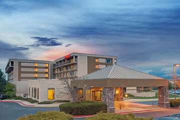 Pet Friendly Ramada Englewood Hotel and Suites in Englewood, Colorado