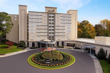 Pet Friendly the Alloy King of Prussia - a Doubletree by Hilton in King Of Prussia, Pennsylvania