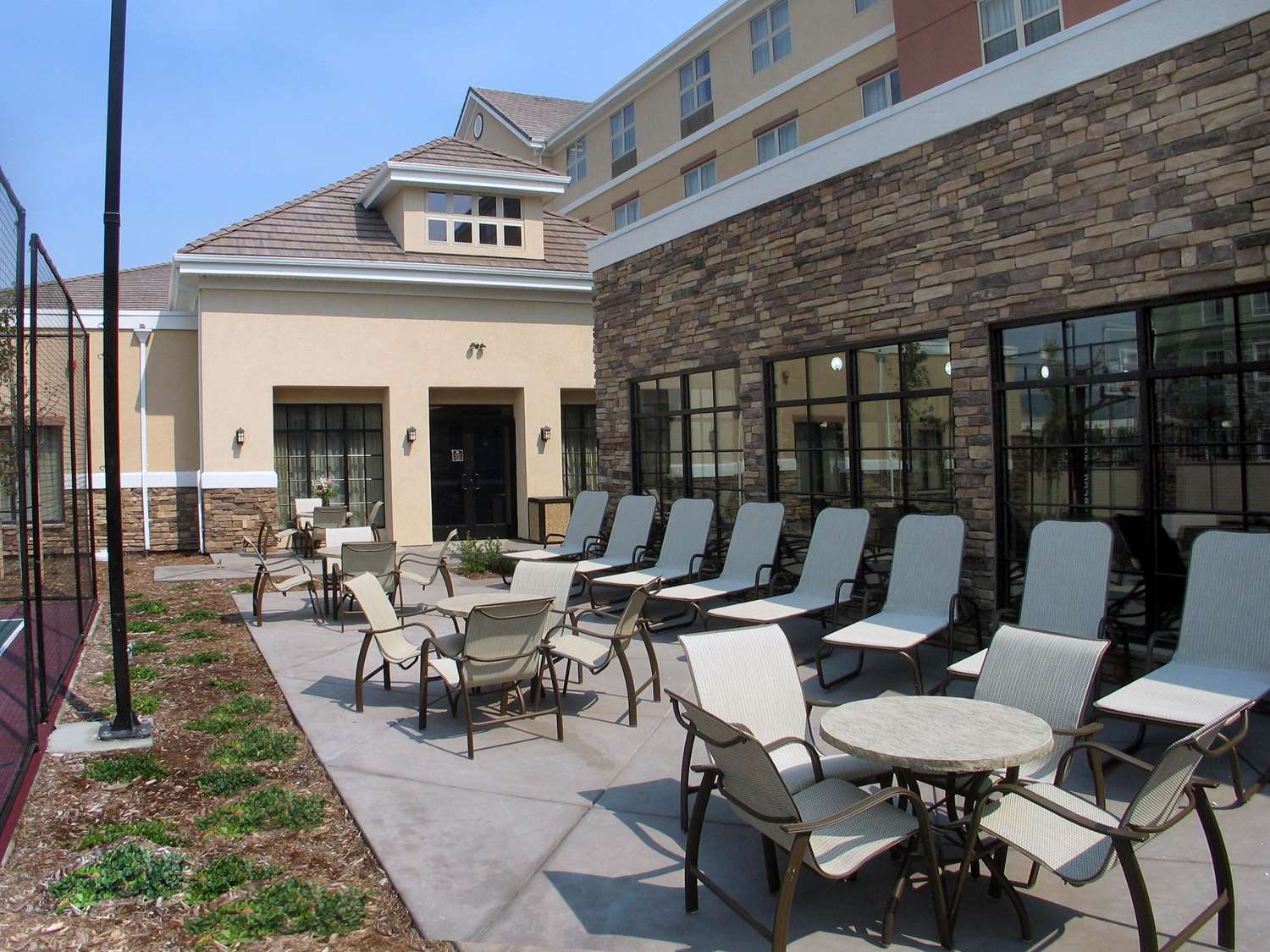 Pet Friendly Homewood Suites By Hilton Fairfield in Fairfield, California