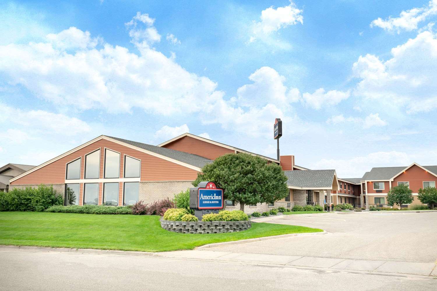 Pet Friendly AmericInn Lodge & Suites Sauk Centre in Sauk Centre, Minnesota