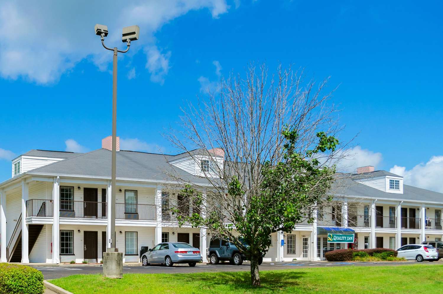 Pet Friendly Quality Inn in Vicksburg, Mississippi