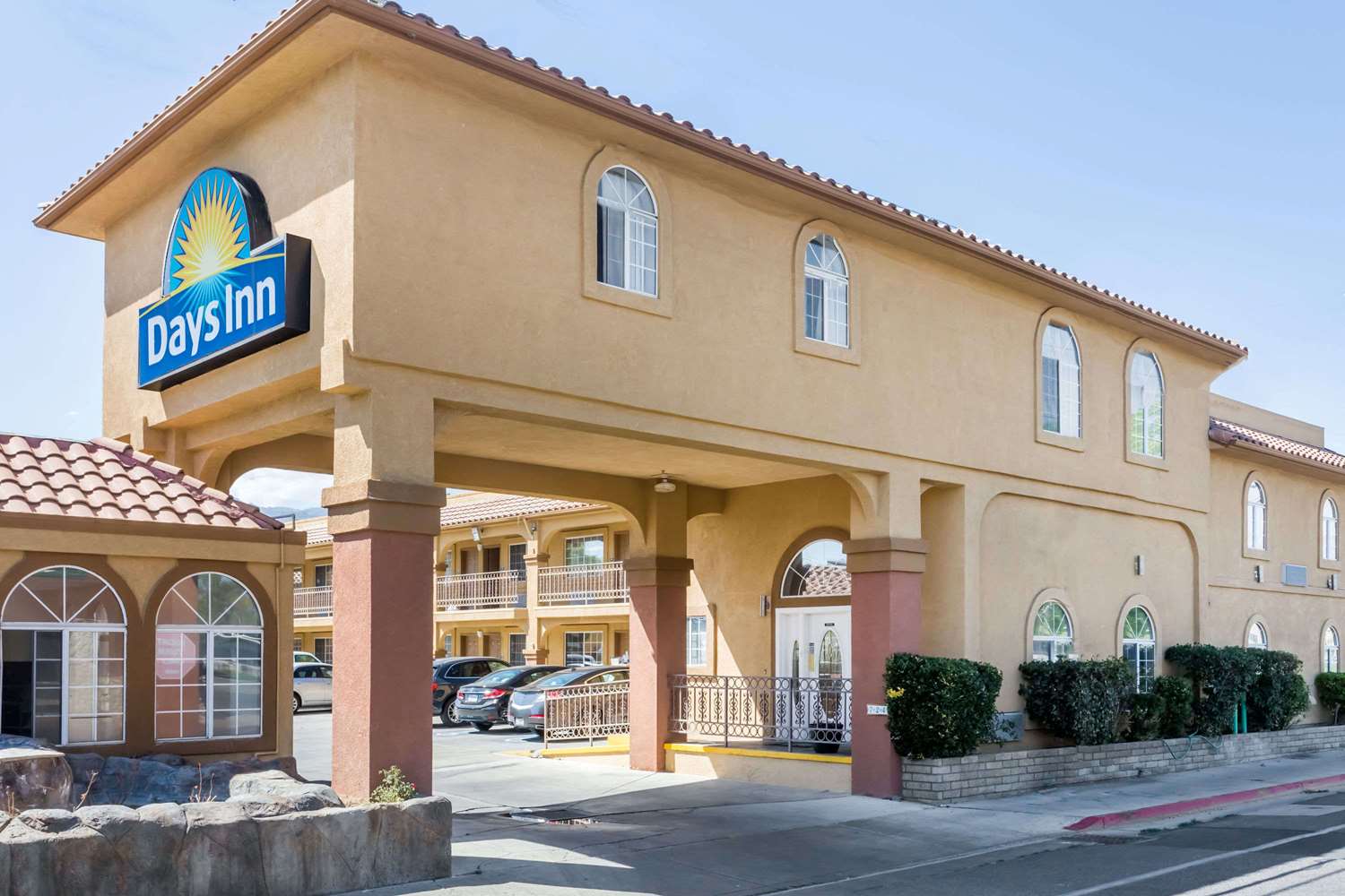 Pet Friendly Days Inn Bishop in Bishop, California