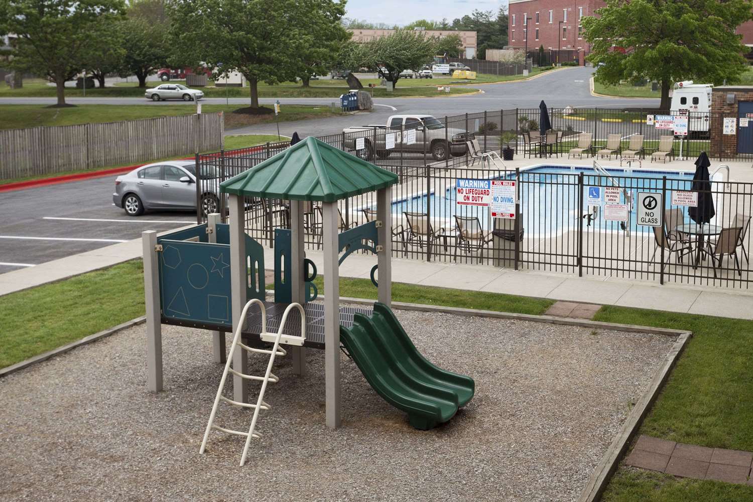 Pet Friendly Days Inn Frederick in Frederick, Maryland