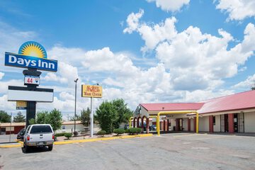 Pet Friendly Days Inn Gallup in Gallup, New Mexico