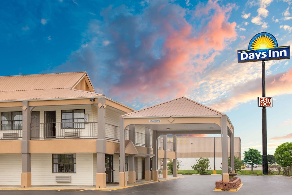 Pet Friendly Days Inn Monroe in Monroe, Louisiana