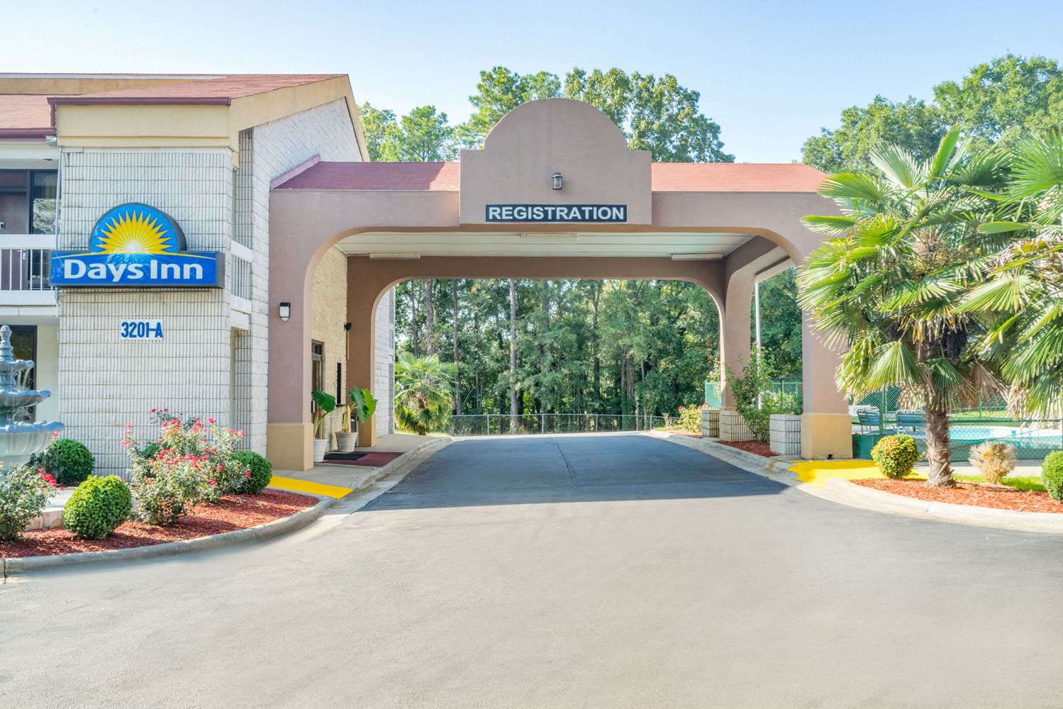 Pet Friendly Days Inn Raleigh Beltline in Raleigh, North Carolina