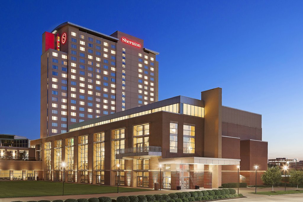 Pet Friendly Sheraton Overland Park Hotel at the Convention Center in Overland Park, Kansas
