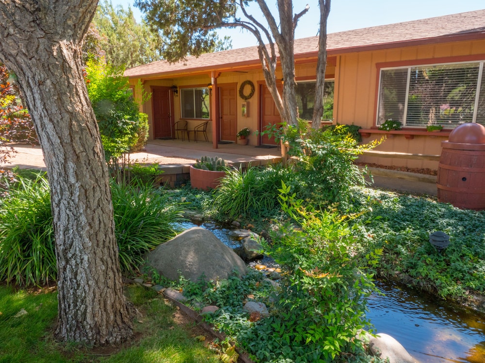 Pet Friendly Sky Ranch Lodge in Sedona, Arizona