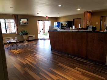 Pet Friendly Super 8 Independence Ks in Independence, Kansas