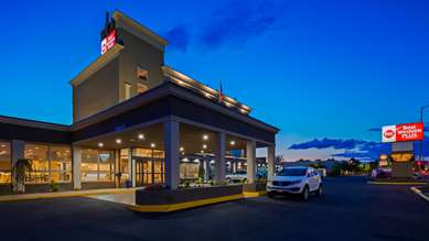 Pet Friendly M Hotel & Conference Center in Richland, Washington
