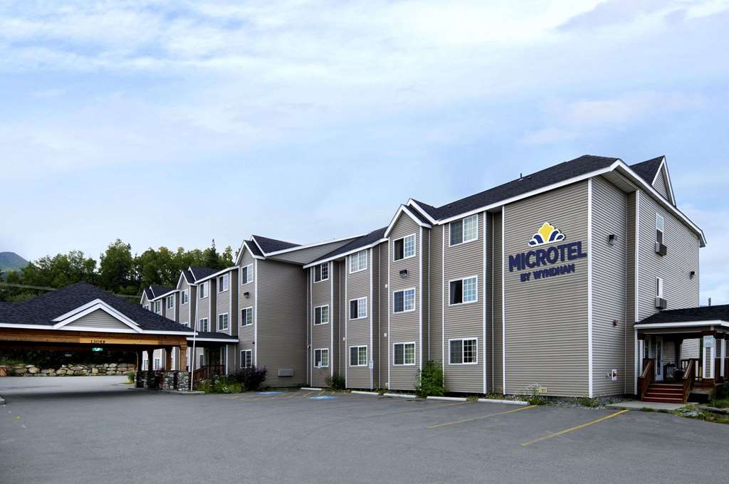 Pet Friendly Microtel Inn & Suites by Wyndham Eagle River/Anchorage Area in Eagle River, Alaska