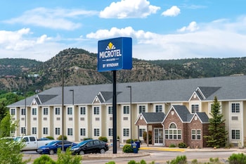 Pet Friendly Microtel Inn & Suites by Wyndham Raton in Raton, New Mexico