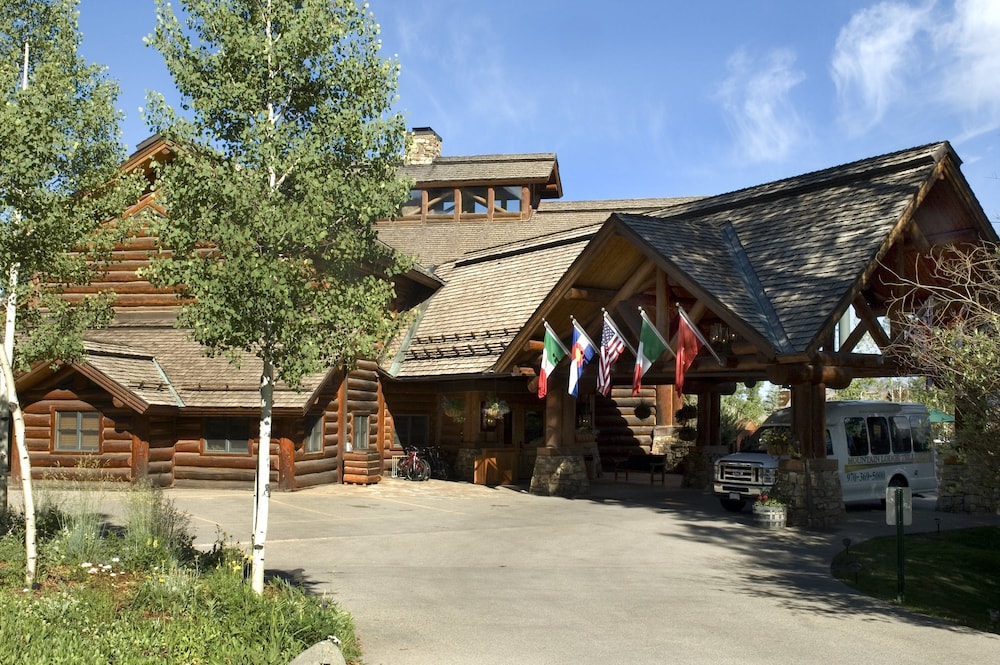 Pet Friendly Mountain Lodge at Telluride - A Noble House Resort in Telluride, Colorado