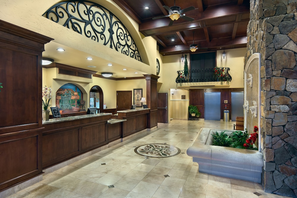 Pet Friendly Oxford Suites Boise in Boise, Idaho